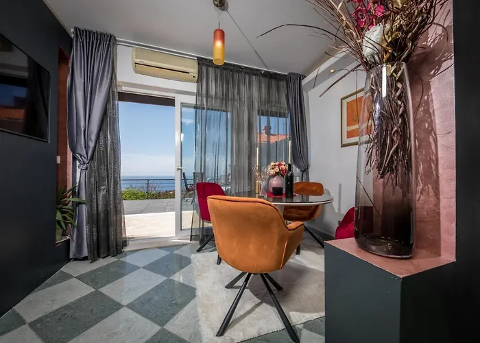 펜션 Deluxe 두브로브니크